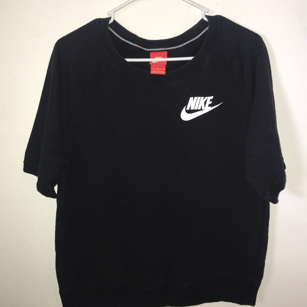 Short sleeve Nike sweatshirt